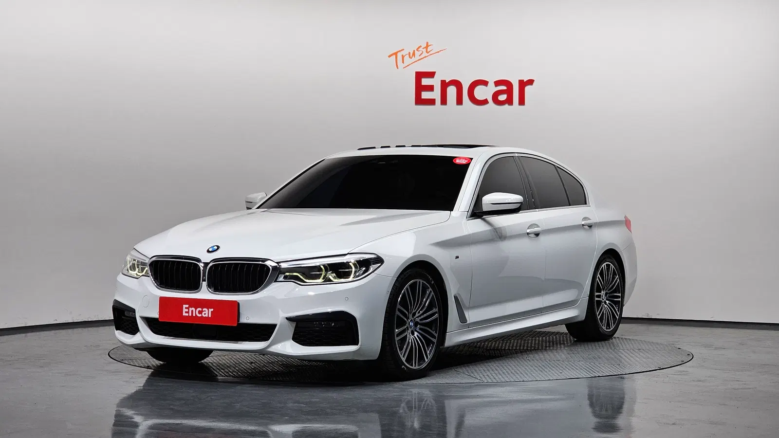 BMW Série 5 (G30) 530i M Sport Plus 2020 — photo 1 sur 40