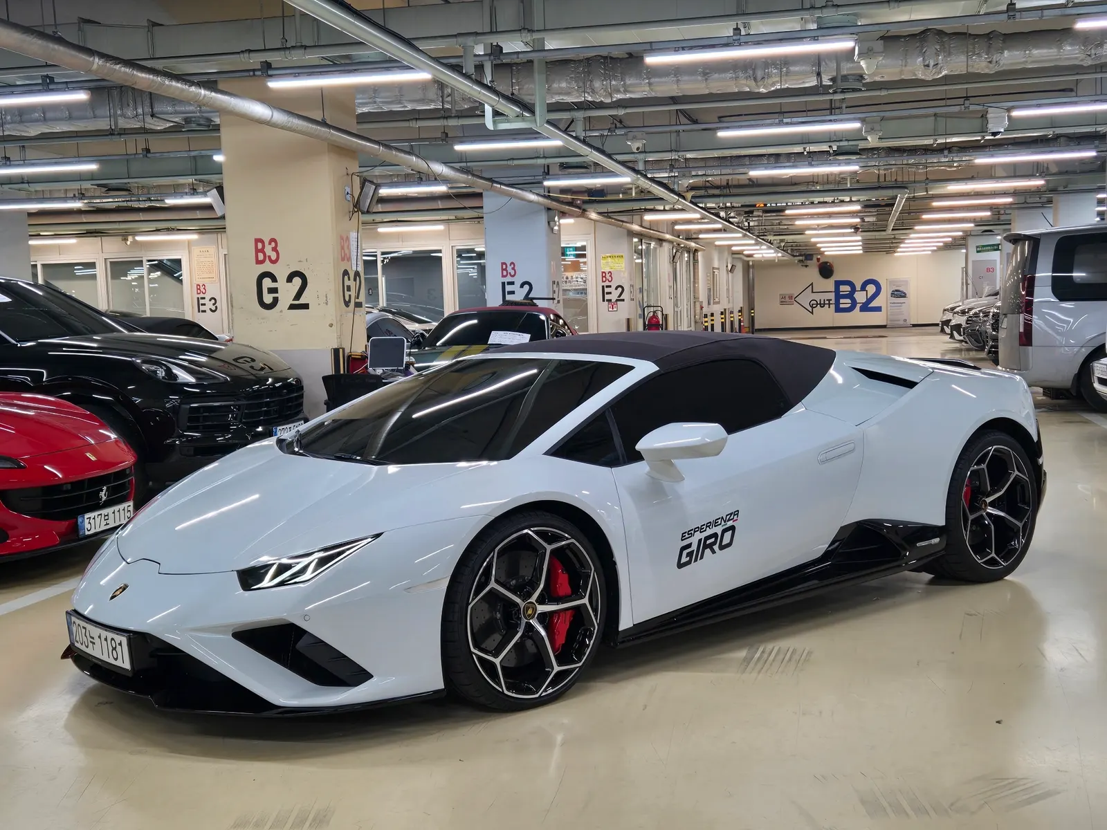 Lamborghini Huracán LP610-2 EVO Spyder 2022 — photo 1 sur 26