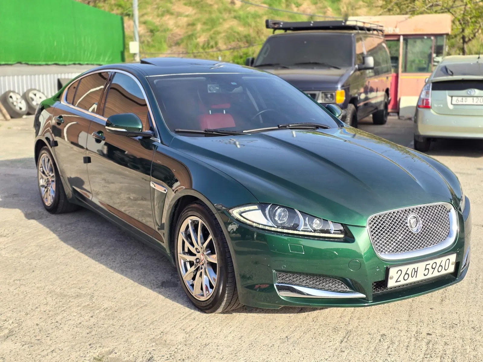 Jaguar New XF 5.0 Premium 2012 — photo 1 sur 26