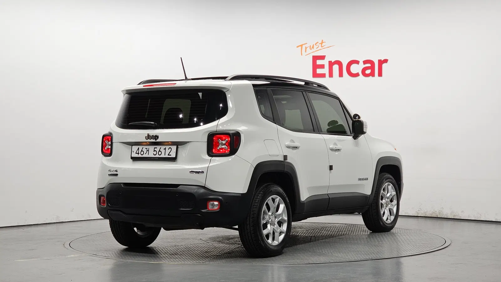 Jeep Renegade 2.0 Diesel Longitude AWD 2016 — photo 1 sur 30