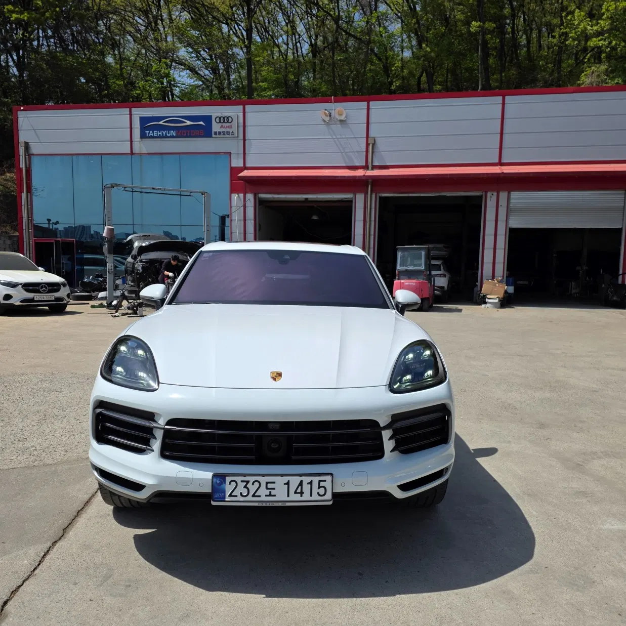 Porsche Cayenne (PO536) 3.0 Platinum Edition 2023 — photo 1 sur 26