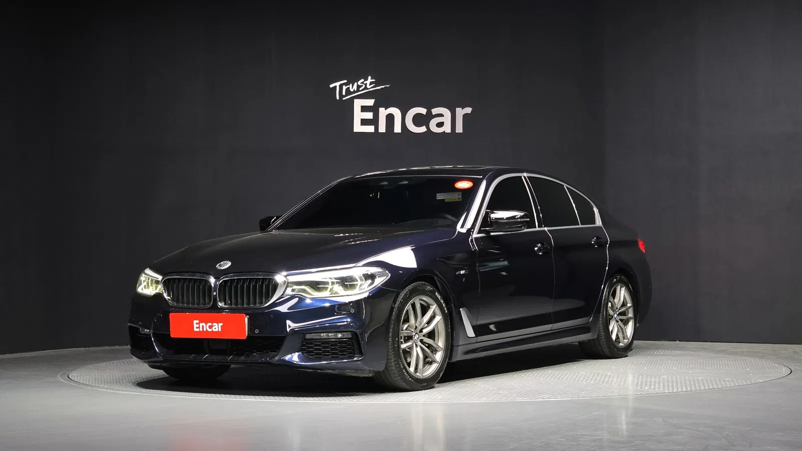BMW Série 5 (G30) 520d xDrive M Sport Plus 2019 — photo 1 sur 26