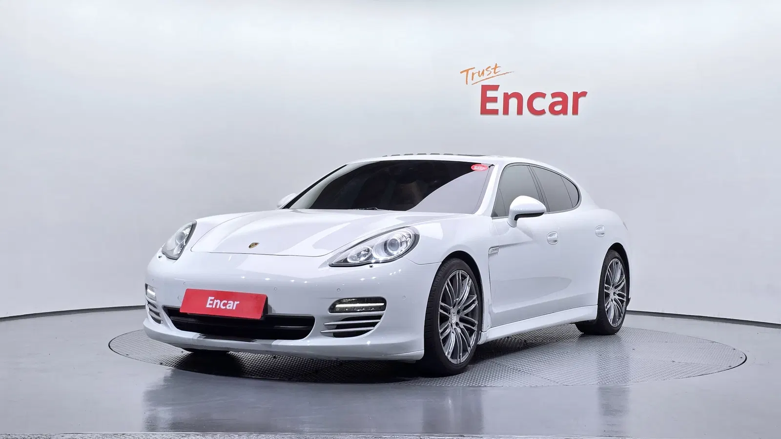 Porsche Panamera 3.6 AWD 2013 — photo 1 sur 20