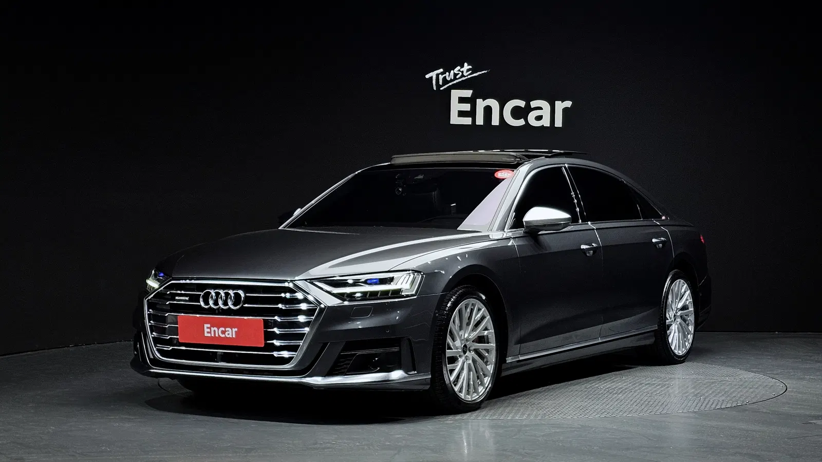 Audi A8 (D5) 55 TFSI Quattro LWB 2021 — photo 1 sur 20