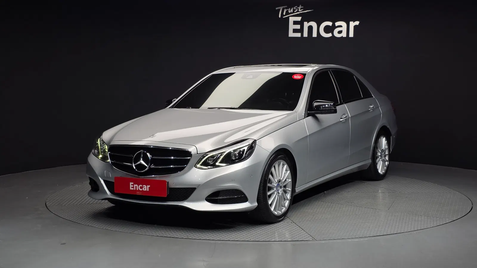 Mercedes-Benz Classe E E220 BlueTEC Avantgarde Sport (W212) 2016 — photo 1 sur 26