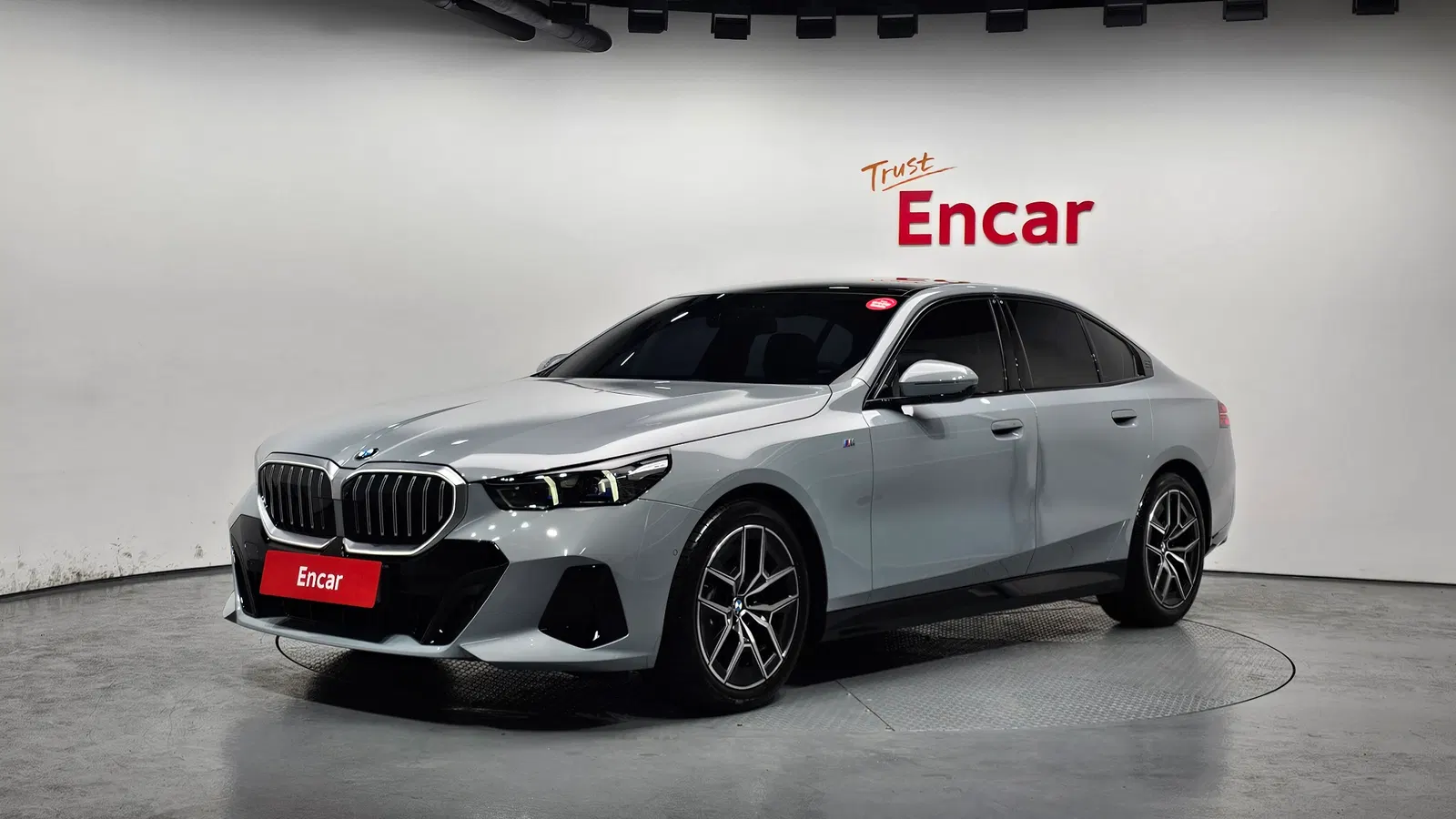 BMW Série 5 (G60) 520i M Sport 2024 — photo 1 sur 20