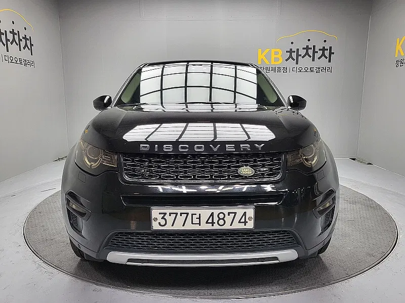 Land Rover Discovery Sport 2.0 TD4 HSE Luxury 2019 — photo 1 sur 23