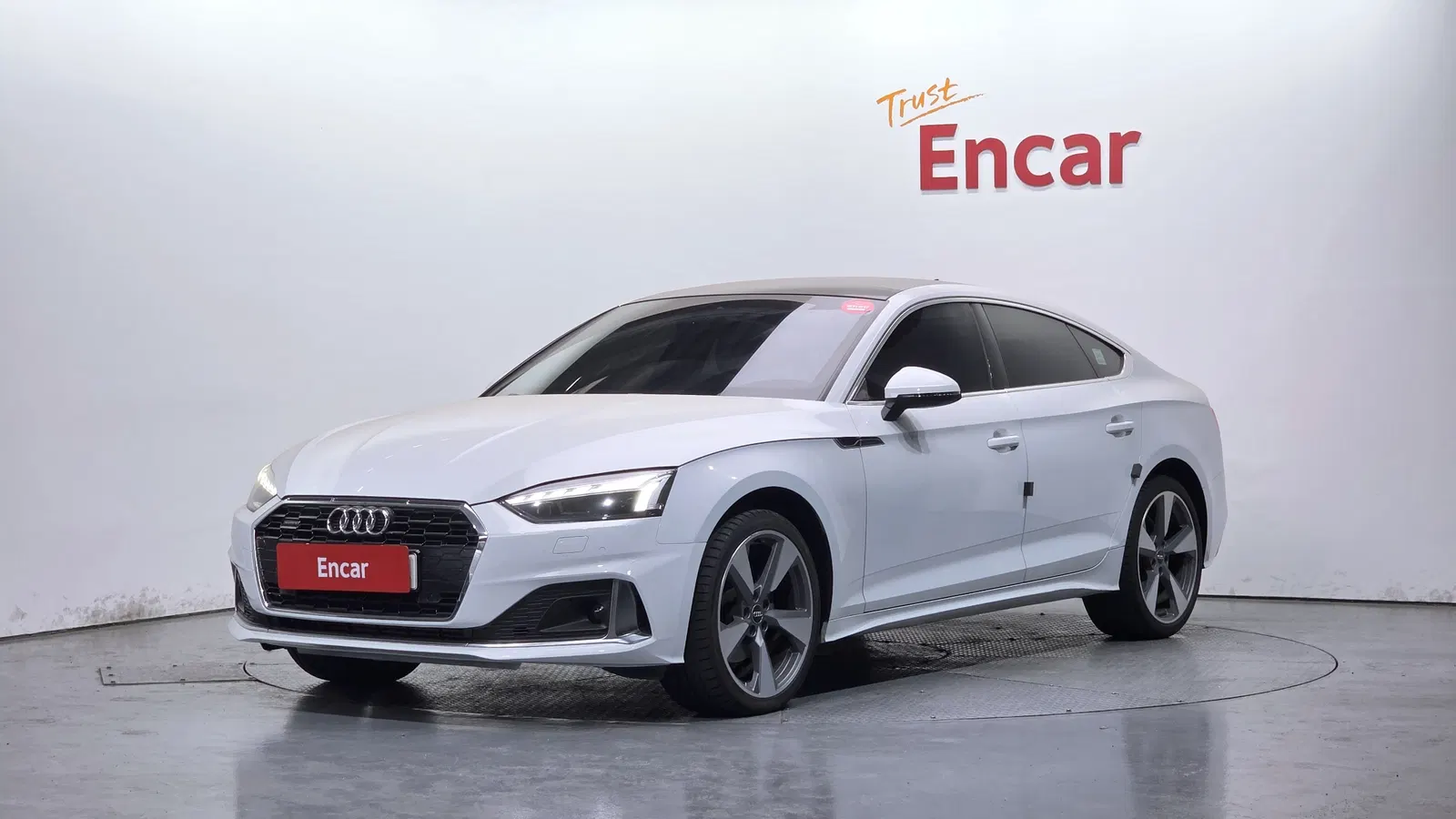 Audi A5 (F5) 40 TFSI Quattro Sportback 2021 — photo 1 sur 20
