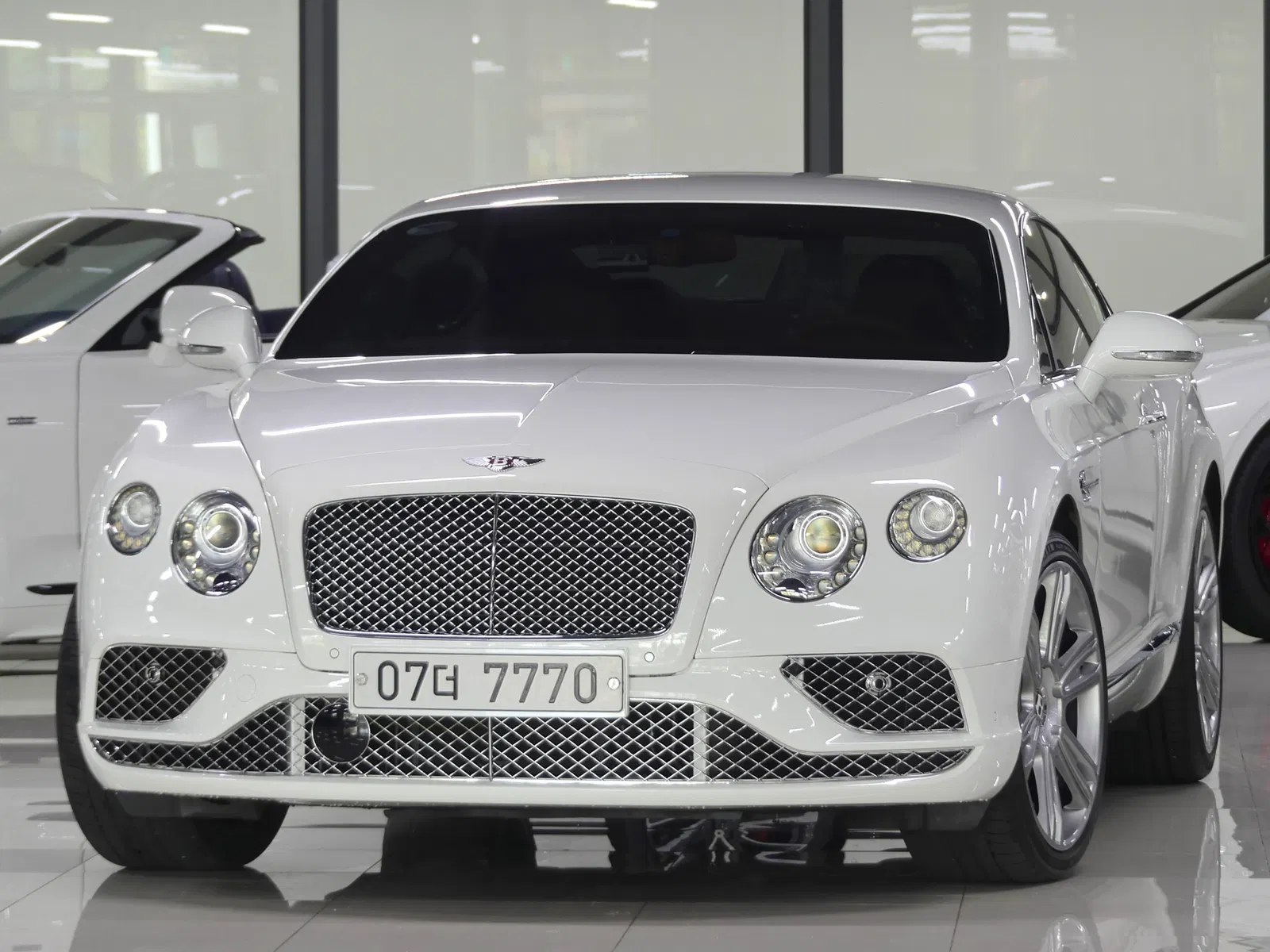 Bentley Continental GT 2e génération 4.0 GT 2016 — photo 1 sur 22