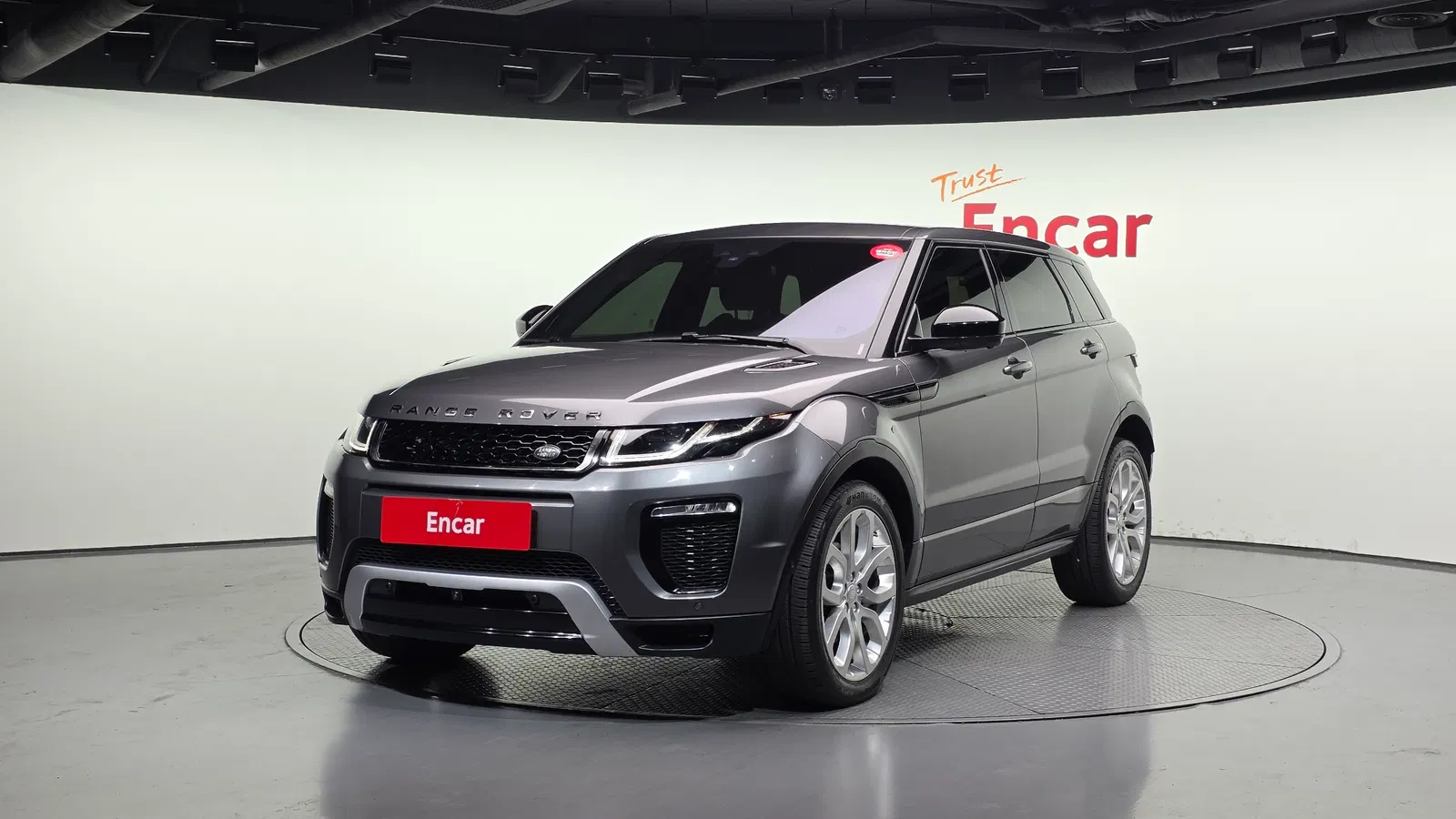 Land Rover Range Rover Evoque 2.0 TD4 HSE Dynamic 2019 — photo 1 sur 20