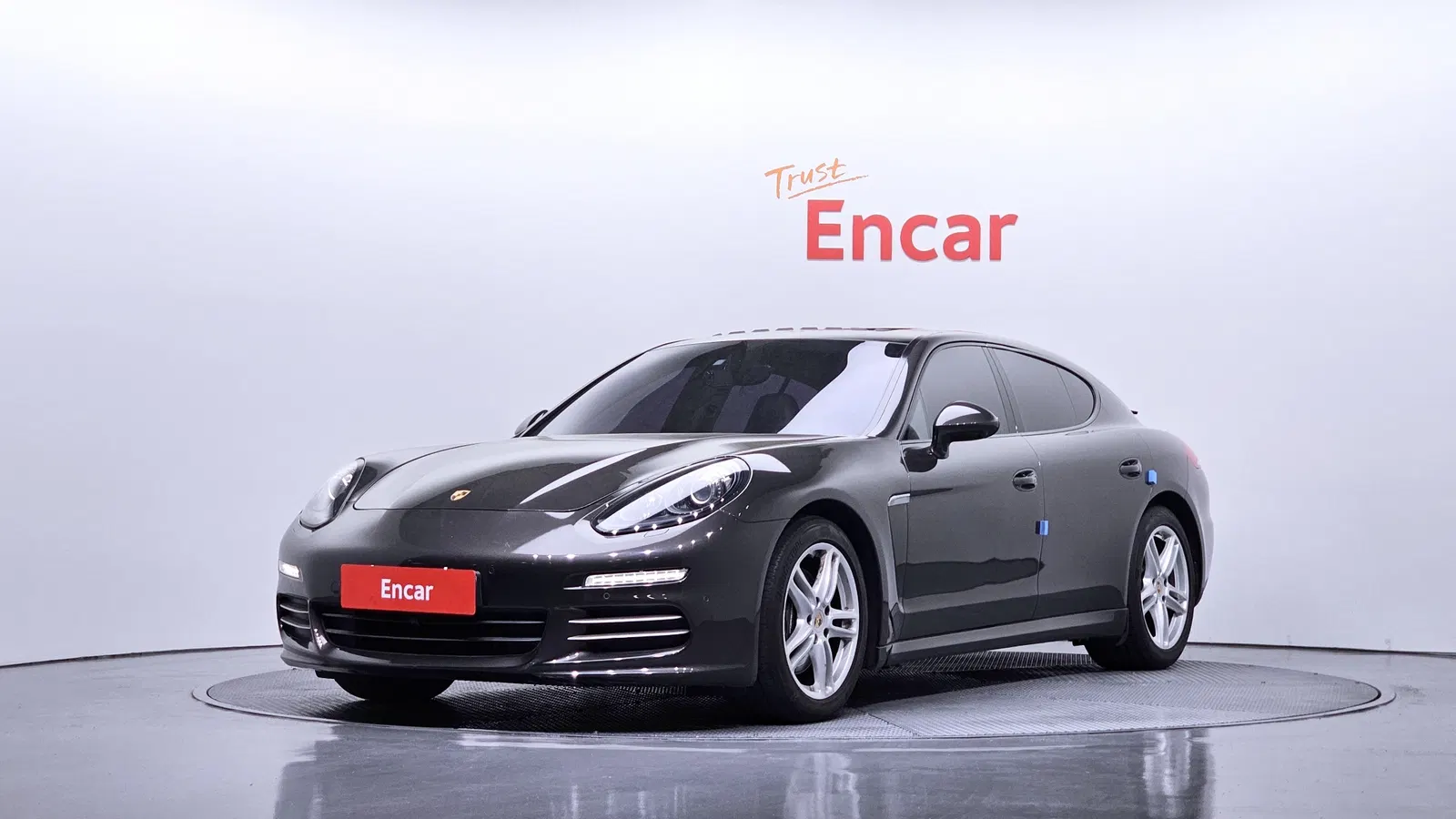 Porsche Panamera 3.6 AWD 2014 — photo 1 sur 20