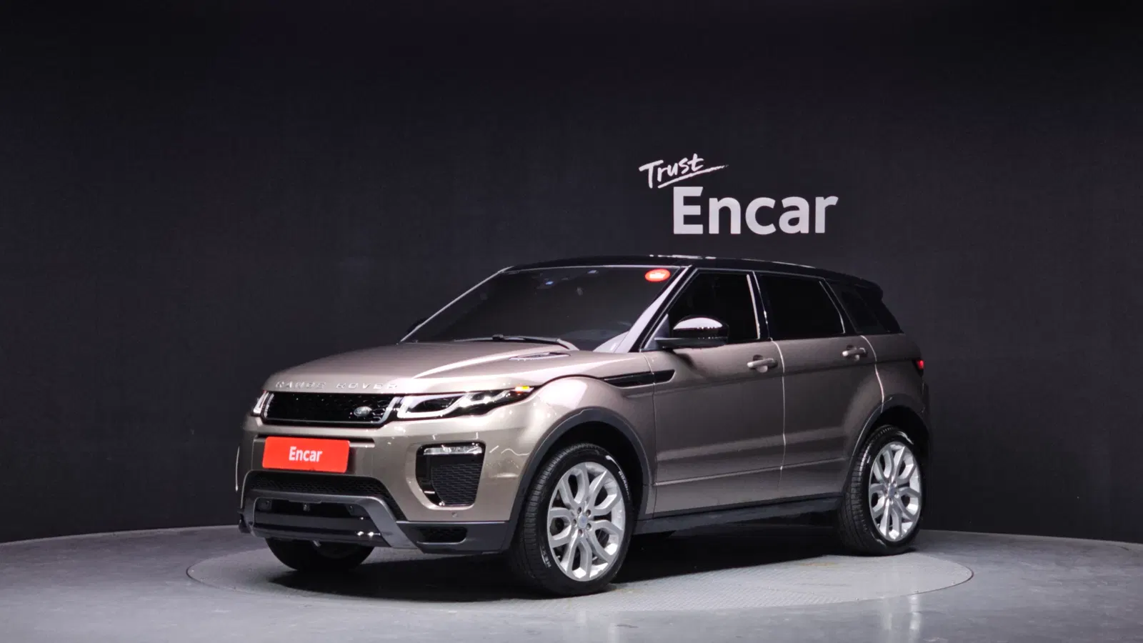 Land Rover Range Rover Evoque 2.0 TD4 HSE Dynamic 2016 — photo 1 sur 20