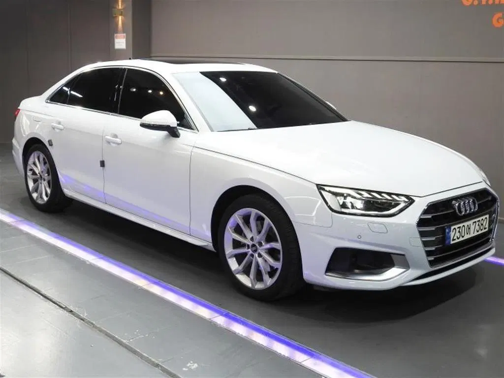 Audi A4 (B9) 40 TFSI 2023 — photo 1 sur 26