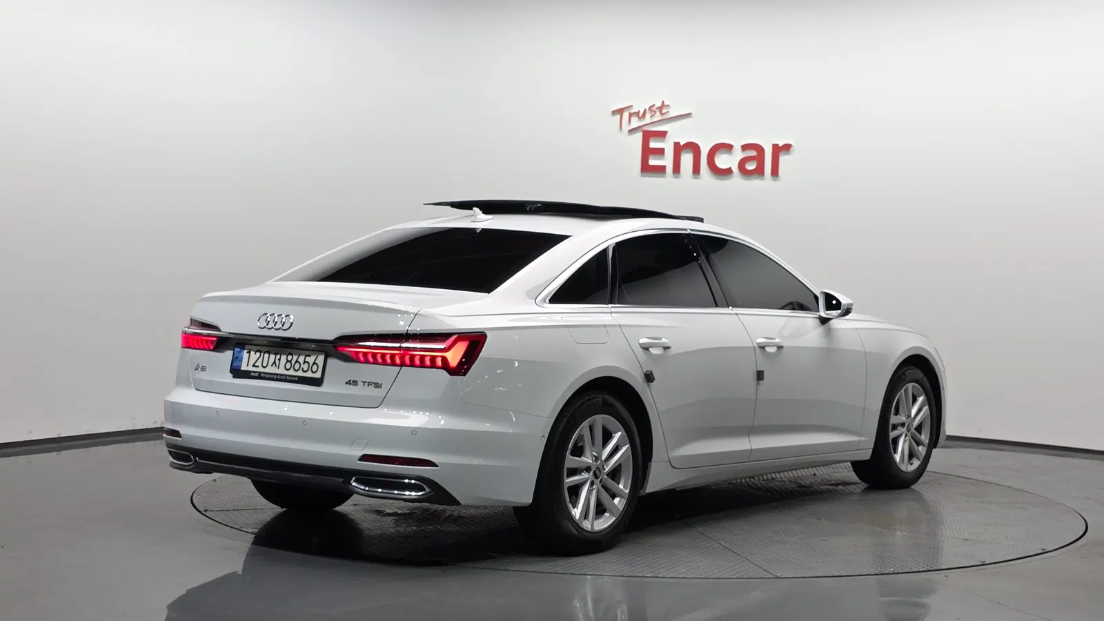 Audi A6 (C8) 45 TFSI 2023 — photo 1 sur 32