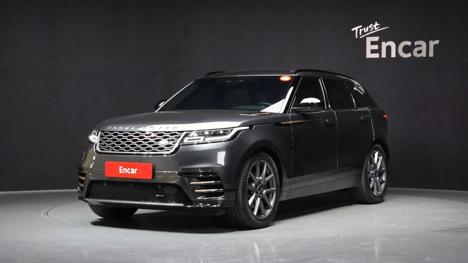 Land Rover Range Rover Velar 3.0 P400 R-Dynamic HSE 2022 — photo 1 sur 33