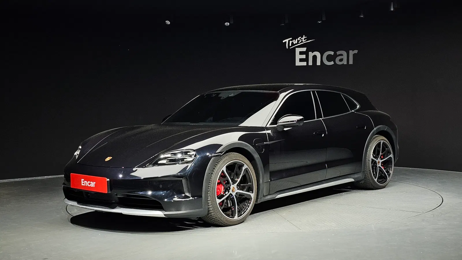 Porsche Taycan 4S Cross Turismo 2025 — photo 1 sur 20