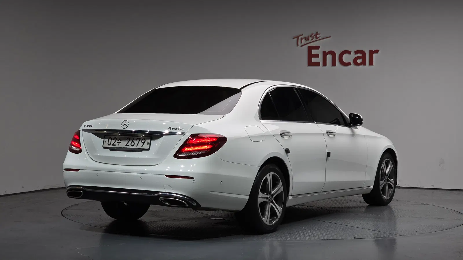 Mercedes-Benz Classe E E300 4MATIC Avantgarde Intelligent Drive (W213) 2017 — photo 1 sur 34