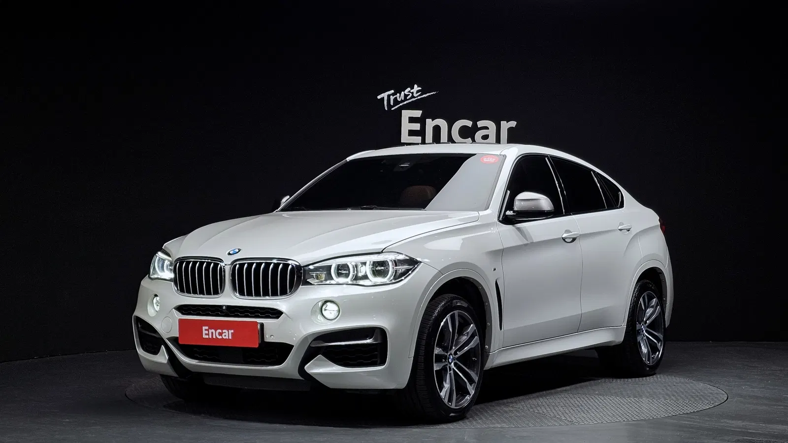 BMW X6 (F16) M50d 2017 — photo 1 sur 20