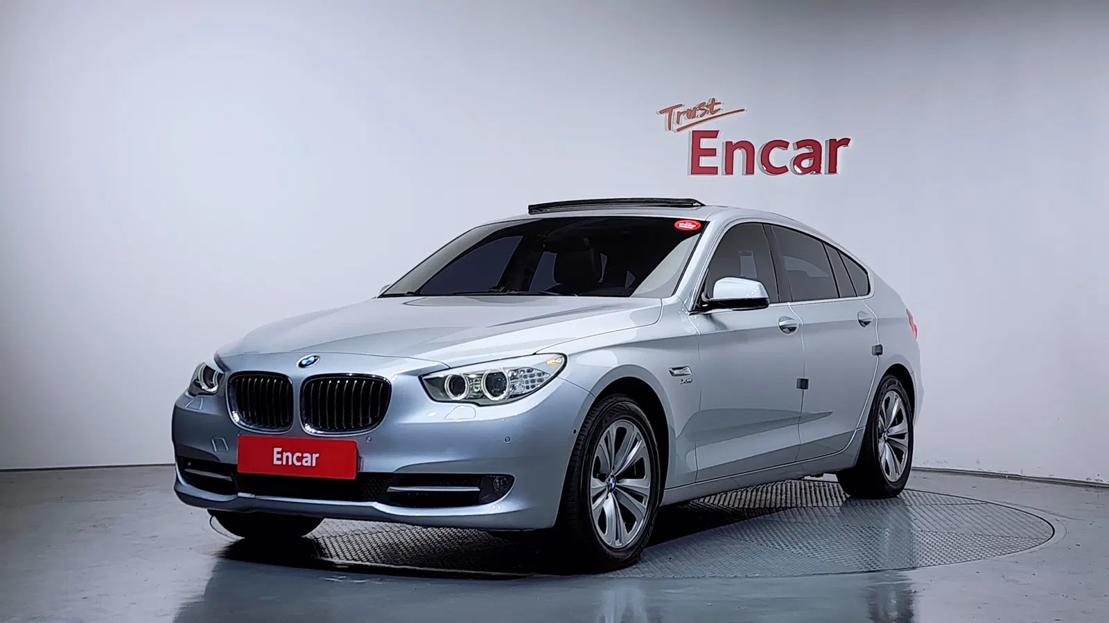 BMW Série 5 GT (F07) GT xDrive 2011 — photo 1 sur 20