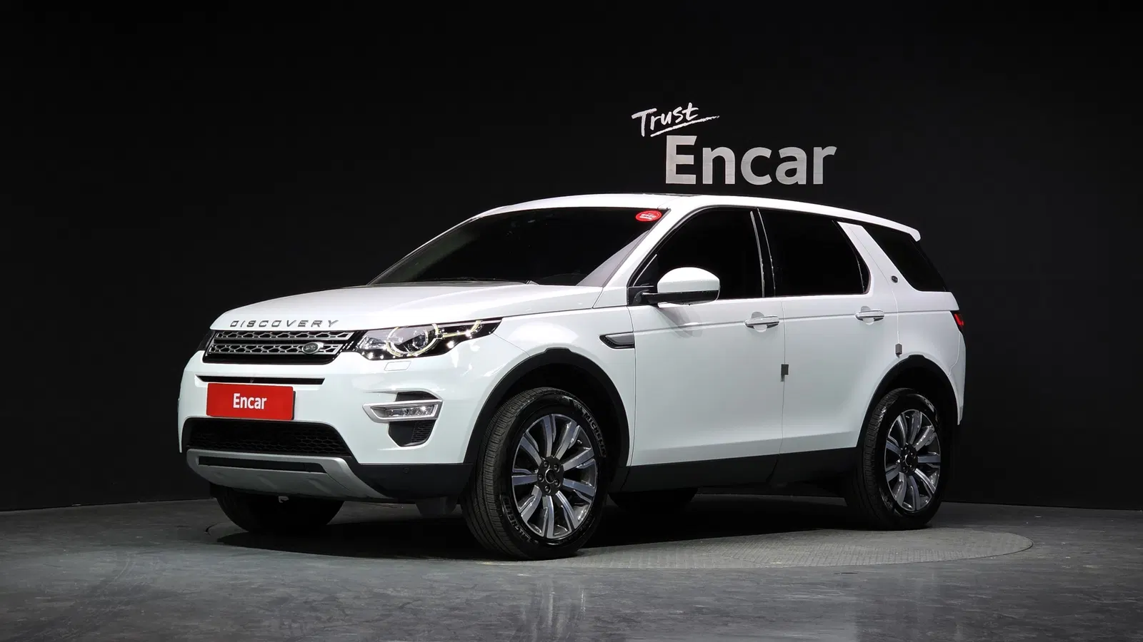 Land Rover Discovery Sport 2.0 TD4 HSE Luxury 2018 — photo 1 sur 30