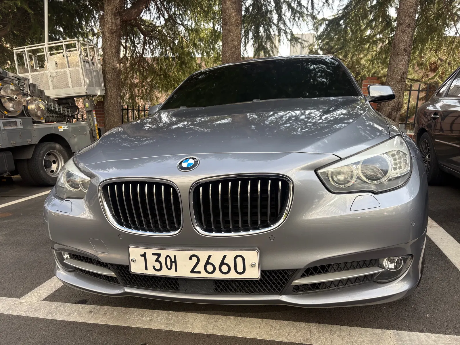 BMW Série 5 GT (F07) GT xDrive Exclusive 2011 — photo 1 sur 25