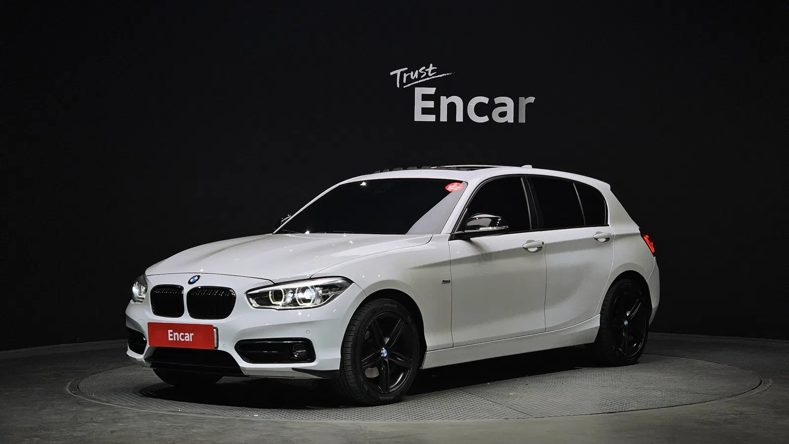 BMW Série 1 (F20) 118d Sport 5 portes 2017 — photo 1 sur 26