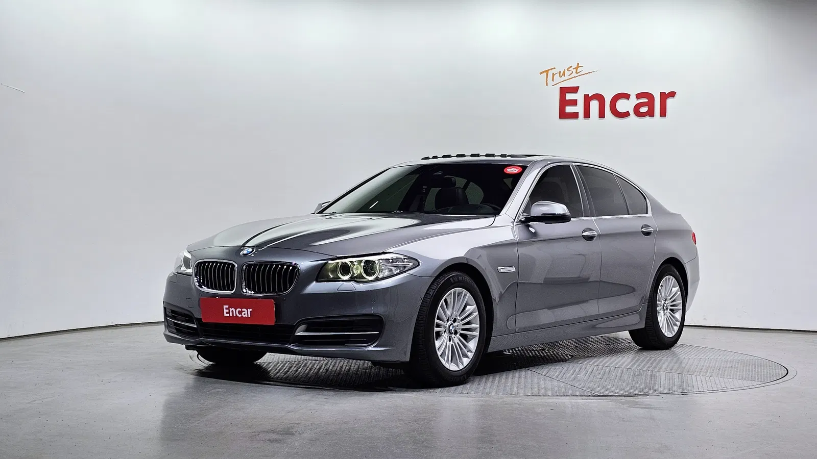 BMW Série 5 (F10) 520d 2014 — photo 1 sur 26