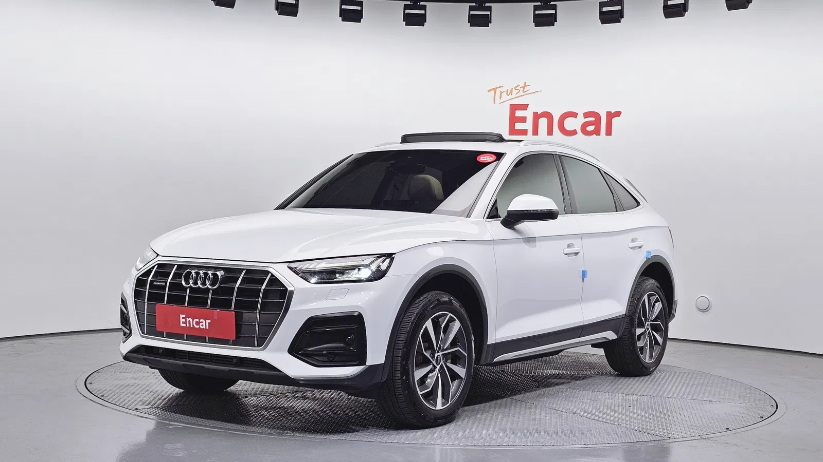 Audi Q5 (FY) 45 TFSI Quattro Sportback 2021 — photo 1 sur 20