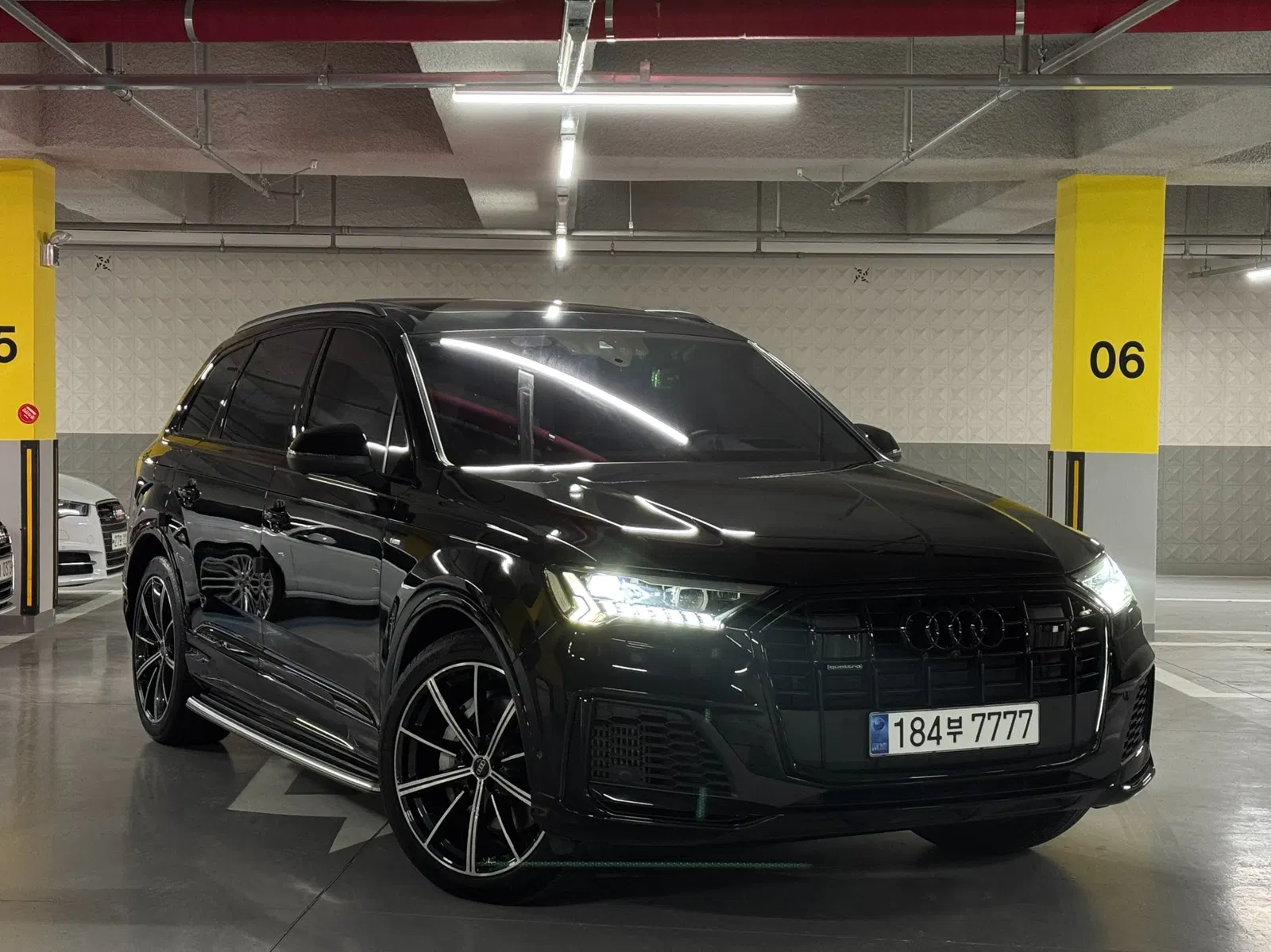 Audi Q7 (4M) 55 TFSI Quattro Premium 2021 — photo 1 sur 25