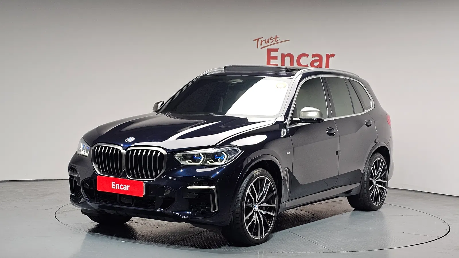 BMW X5 (G05) M50i 2022 — photo 1 sur 37
