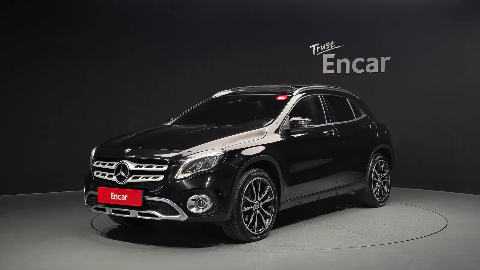 Mercedes-Benz GLA GLA250 4MATIC (X156) 2019 — photo 1 sur 20