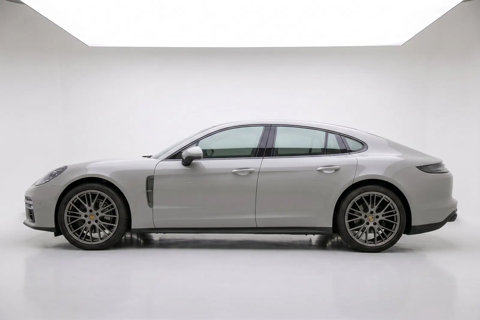 Porsche Panamera (971) 2.9 AWD Platinum Edition 2023 — photo 1 sur 26