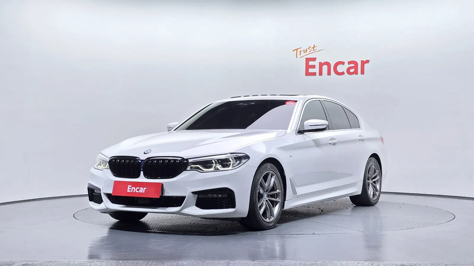 BMW Série 5 (G30) 520d M Sport Plus 2019 — photo 1 sur 35