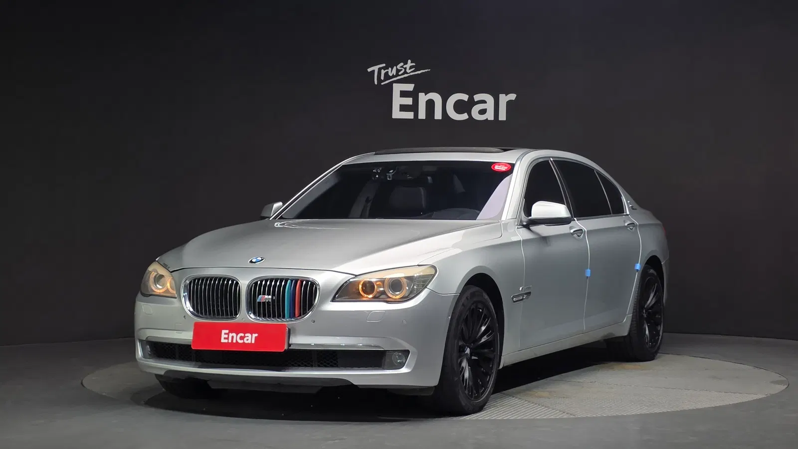 BMW Série 7 (F01) 750Li xDrive 2011 — photo 1 sur 20
