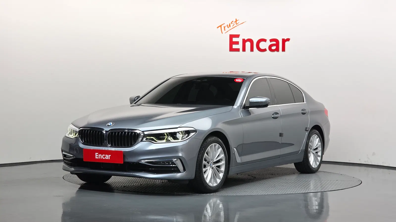 BMW Série 5 (G30) 520d xDrive Luxury Plus 2020 — photo 1 sur 39