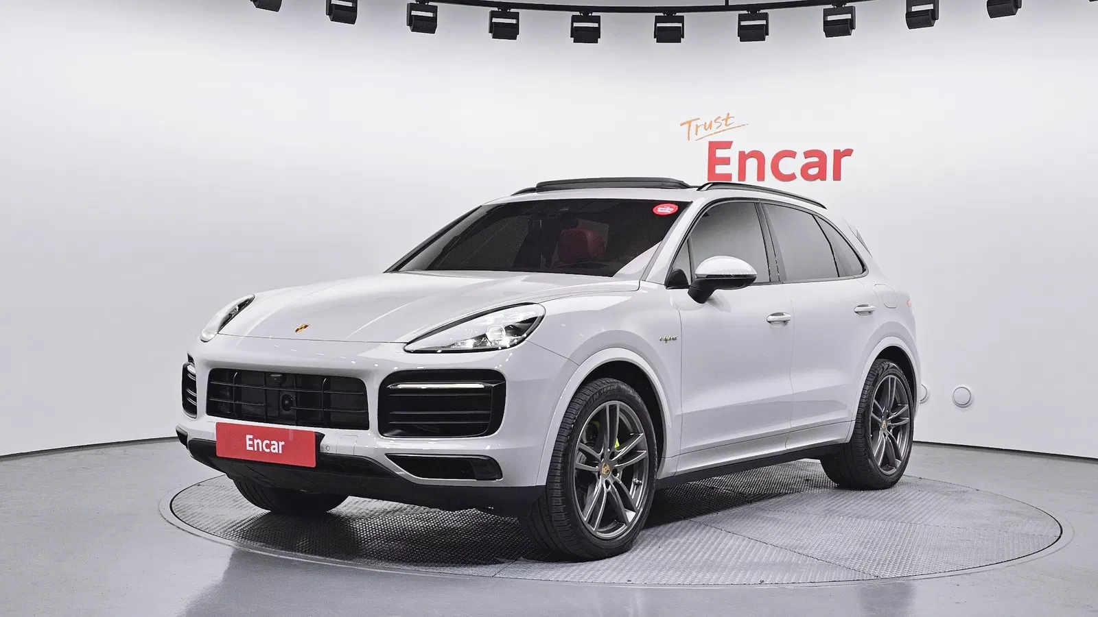 Porsche Cayenne (PO536) 3.0 E-Hybride Platinum Edition 2023 — photo 1 sur 20