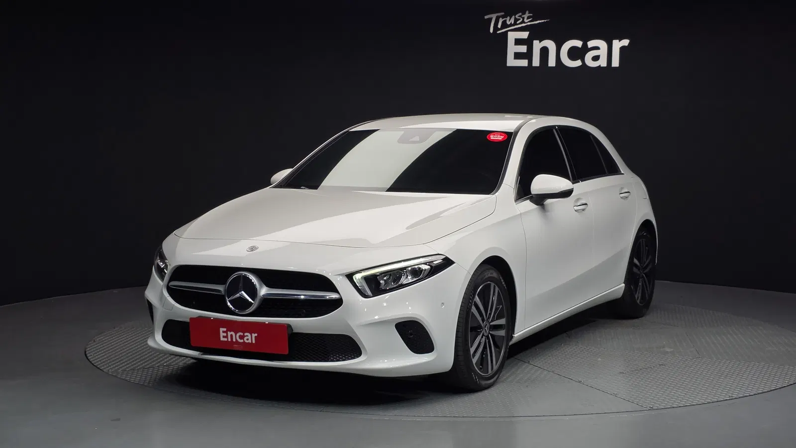 Mercedes-Benz Classe A A220 5 portes (W177) 2022 — photo 1 sur 28