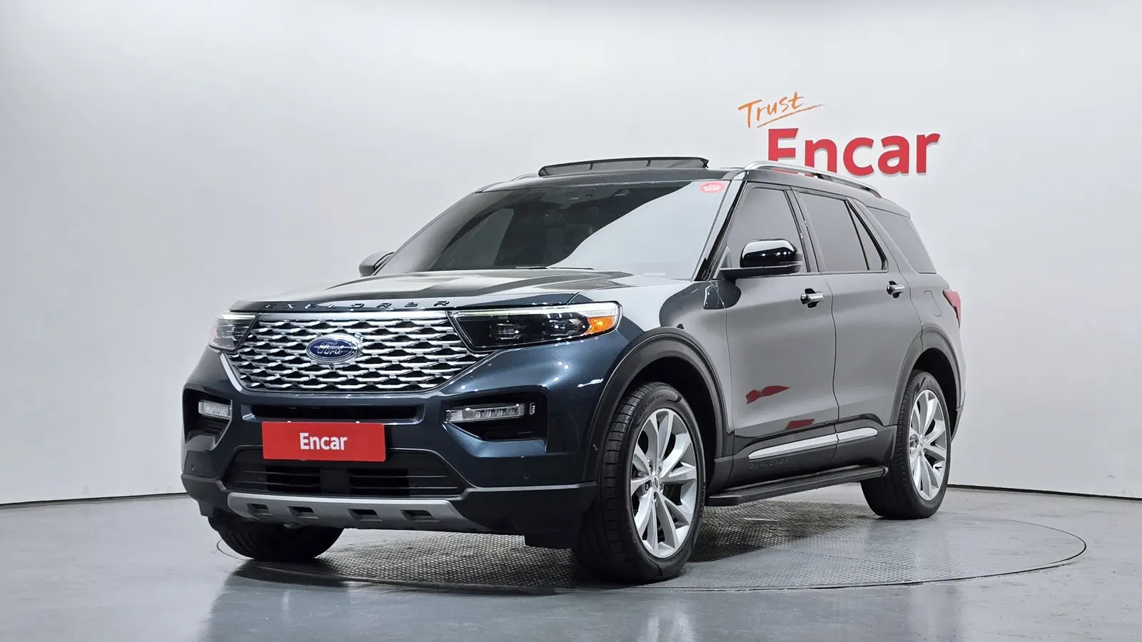 Ford Explorer 6e génération 3.0 Platinum 4WD 2022 — photo 1 sur 38