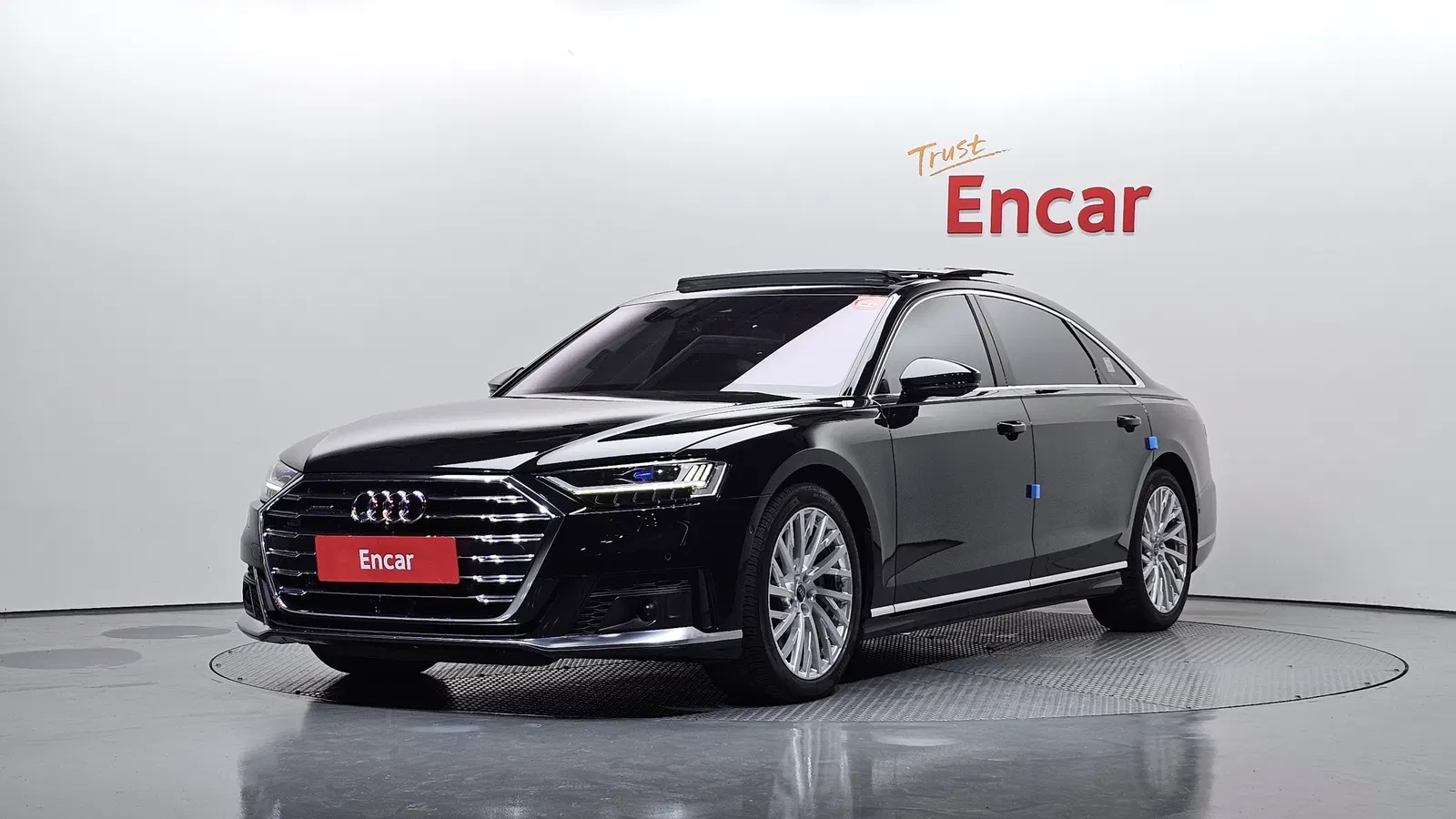 Audi A8 (D5) 55 TFSI Quattro LWB 2021 — photo 1 sur 36