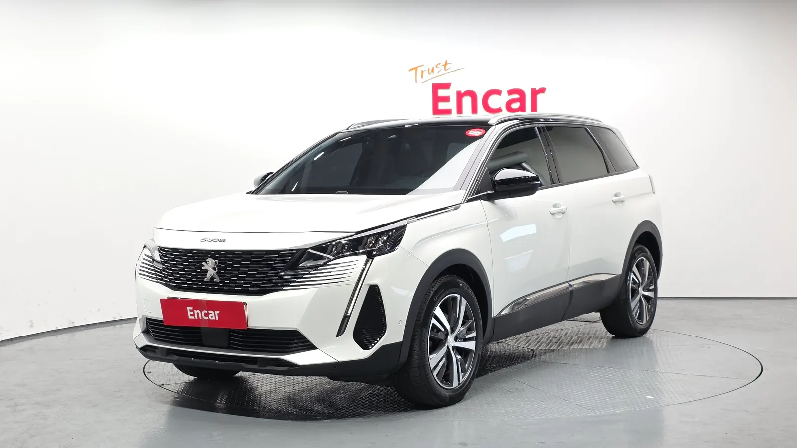 Peugeot 5008 2e génération 1.2 Pure Tech Allure 2022 — photo 1 sur 45