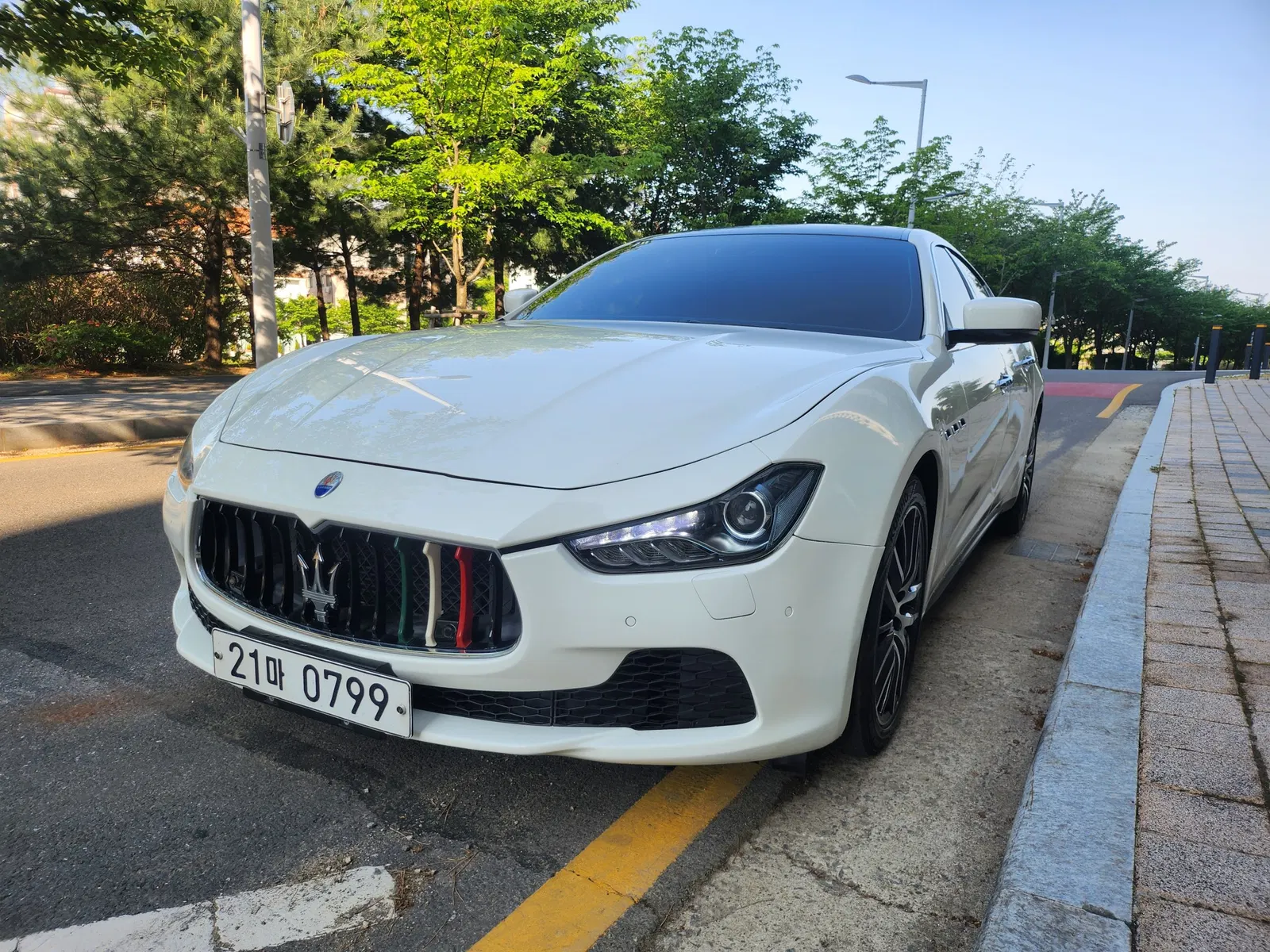 Maserati Ghibli 3.0 Diesel 2015 — photo 1 sur 26