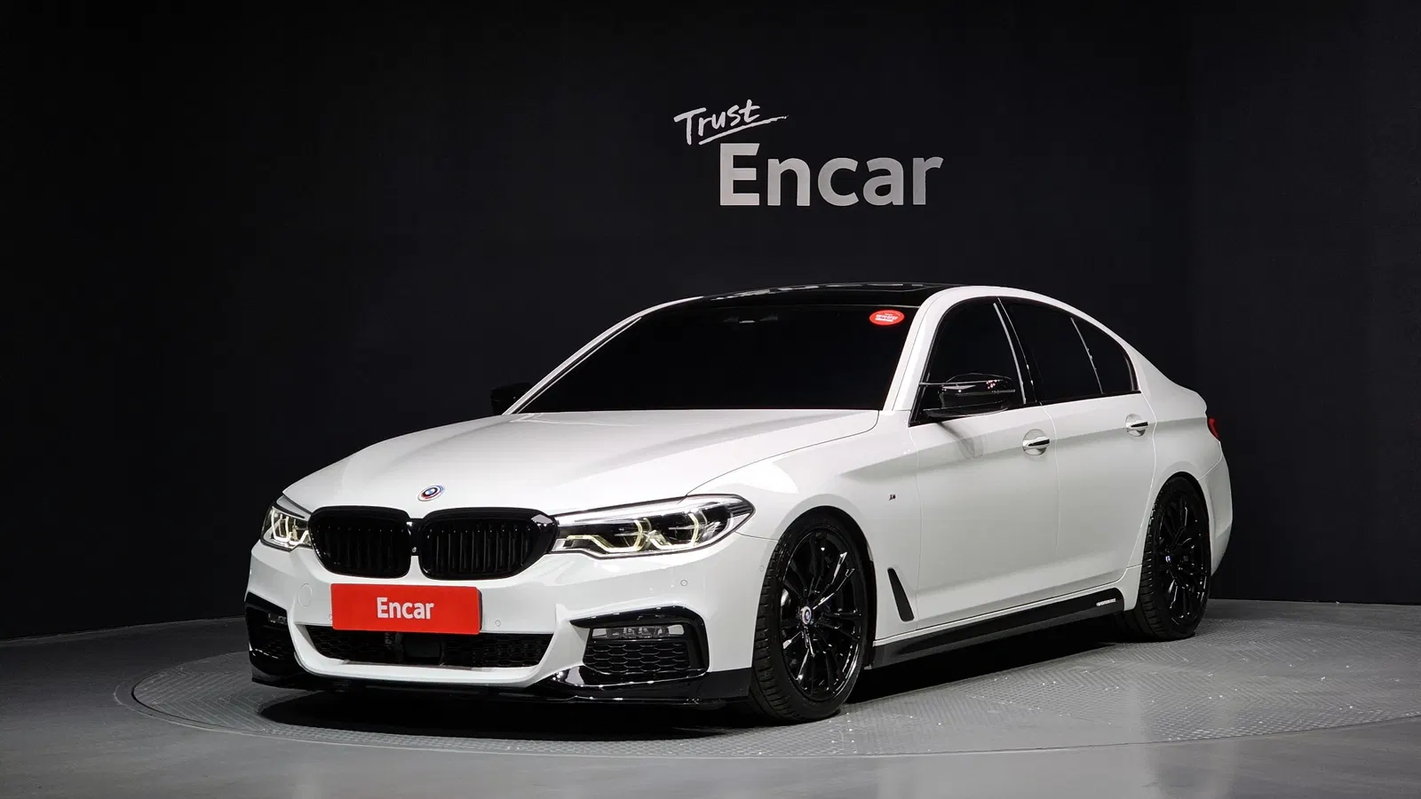 BMW Série 5 (G30) 530i M Sport Plus 2017 — photo 1 sur 34