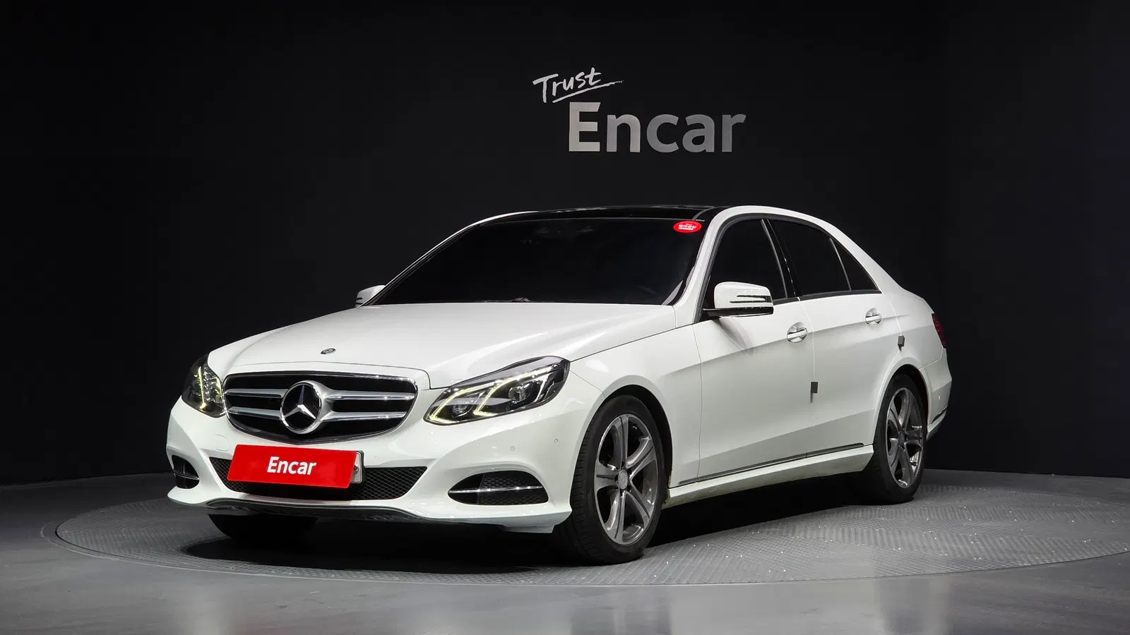 Mercedes-Benz Classe E E250 CDI 4MATIC (W212) 2014 — photo 1 sur 20