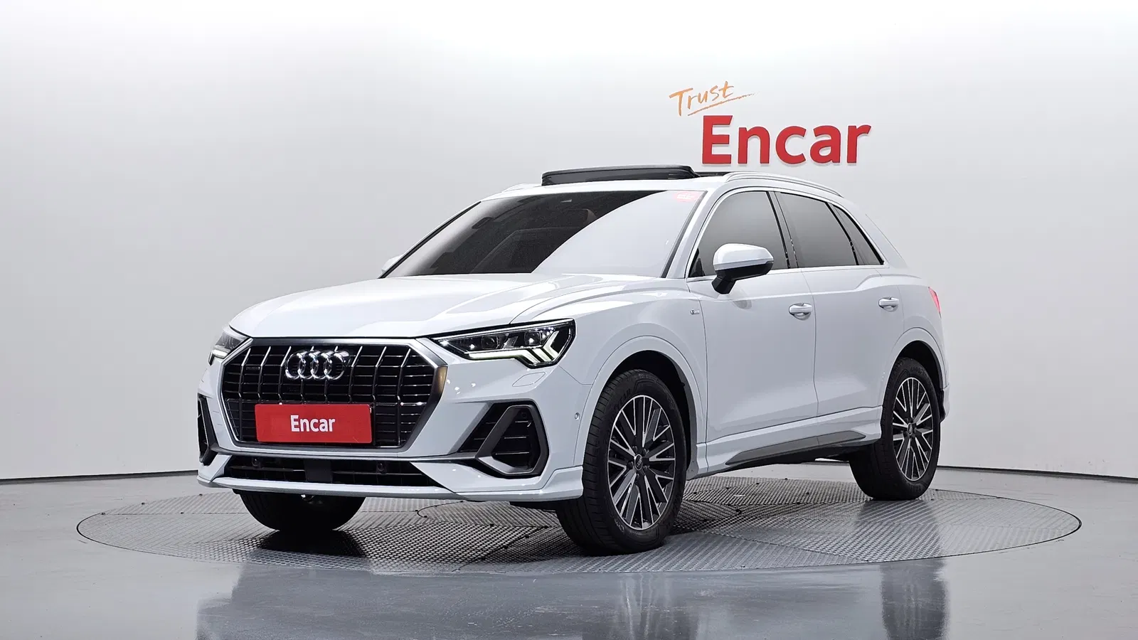 Audi Q3 (F3) 40 TFSI Quattro Premium 2024 — photo 1 sur 26