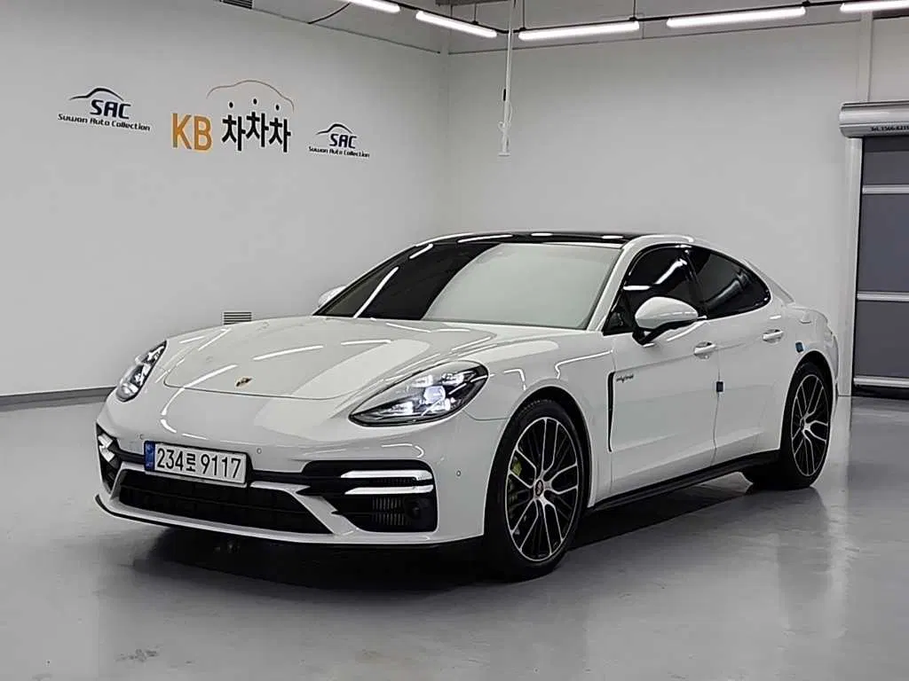 Porsche Panamera (971) 2.9 AWD E-Hybride 2021 — photo 1 sur 24
