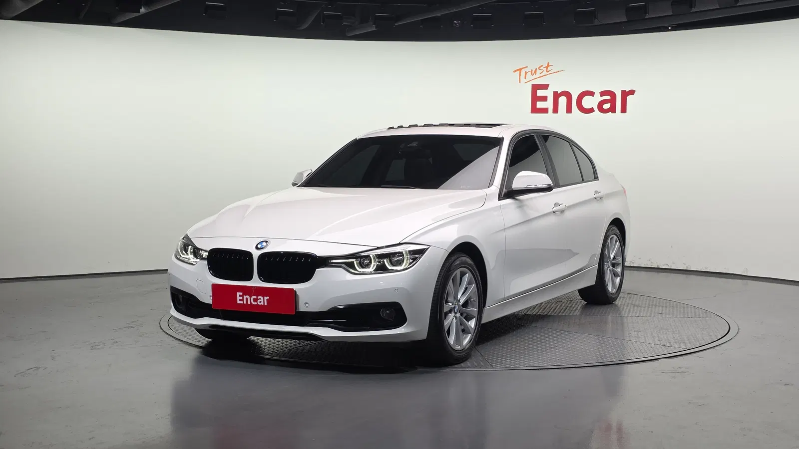 BMW Série 3 (F30) 320d 2018 — photo 1 sur 20