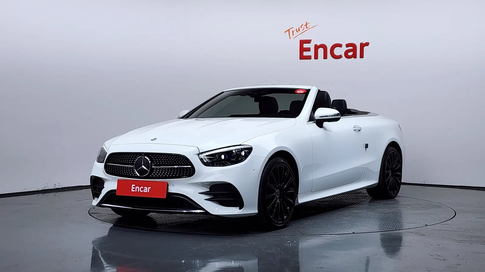 Mercedes-Benz Classe E E450 4MATIC Cabriolet (W213) 2022 — photo 1 sur 40