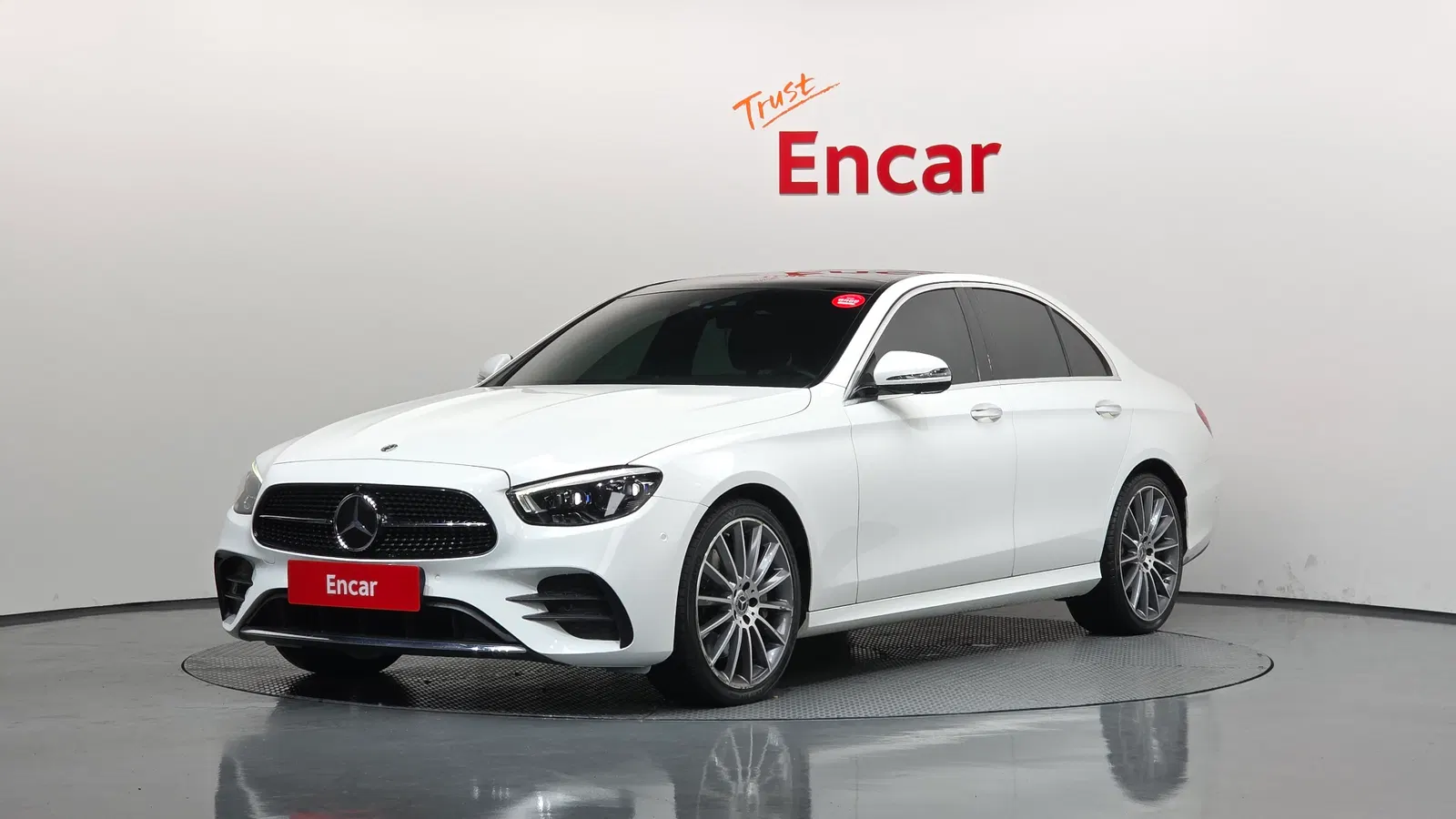 Mercedes-Benz Classe E AMG Line · E350 4MATIC Edition (W213) 2021 — photo 1 sur 34