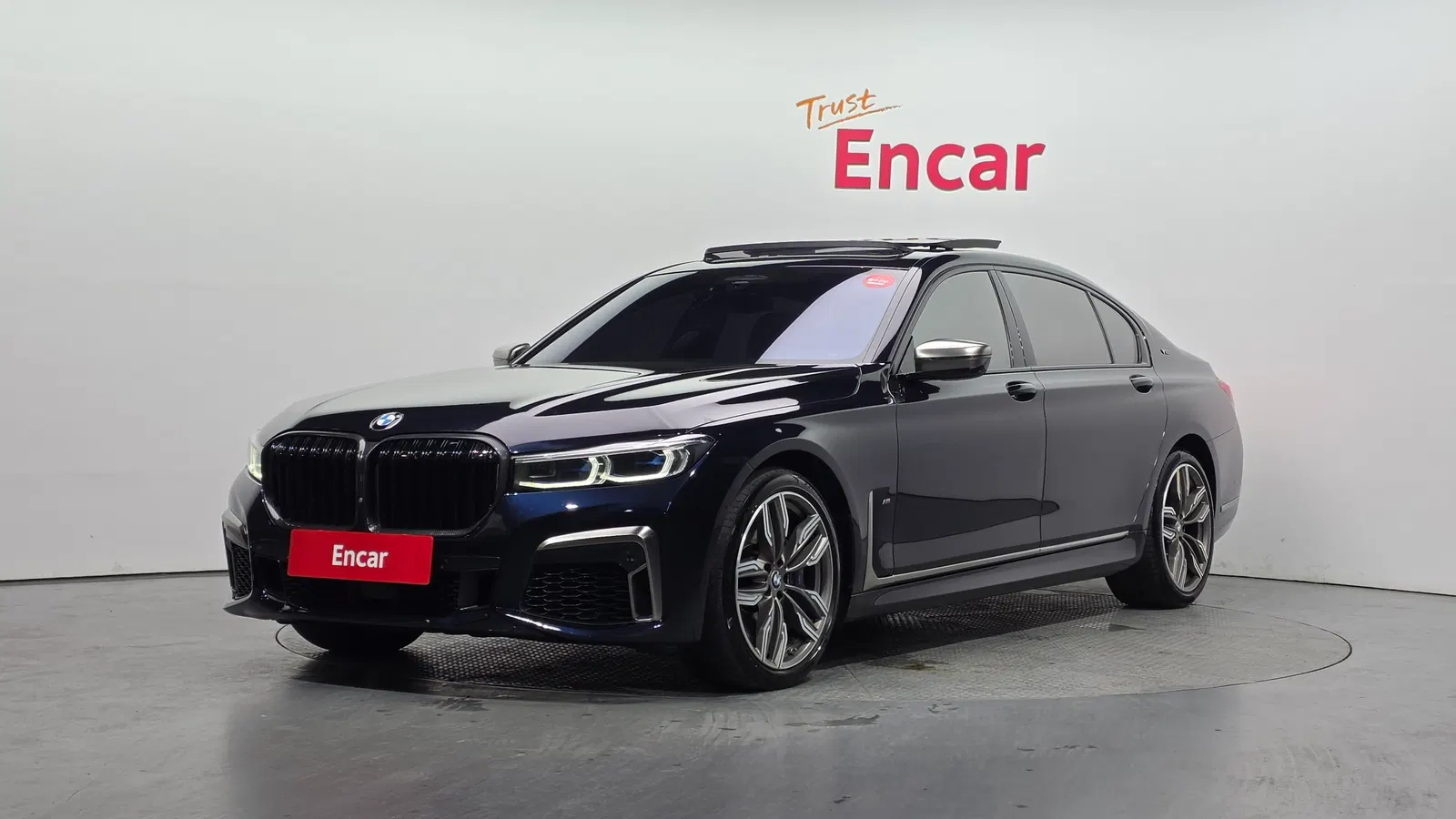 BMW Série 7 (G11) M760Li xDrive 2020 — photo 1 sur 20