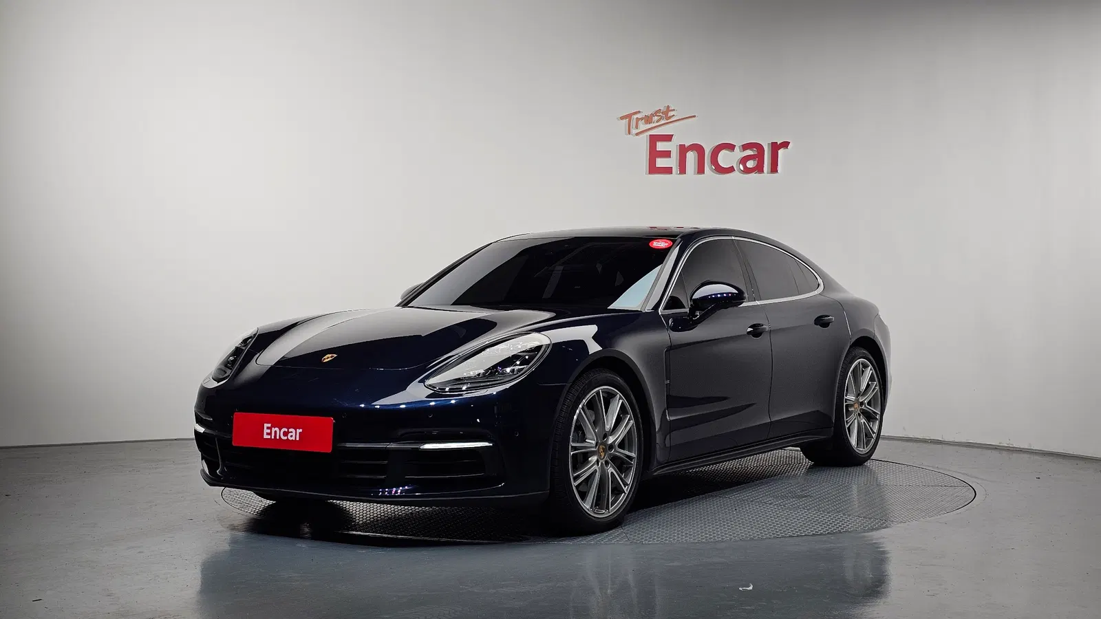 Porsche Panamera (971) 2.9 4S 2018 — photo 1 sur 35